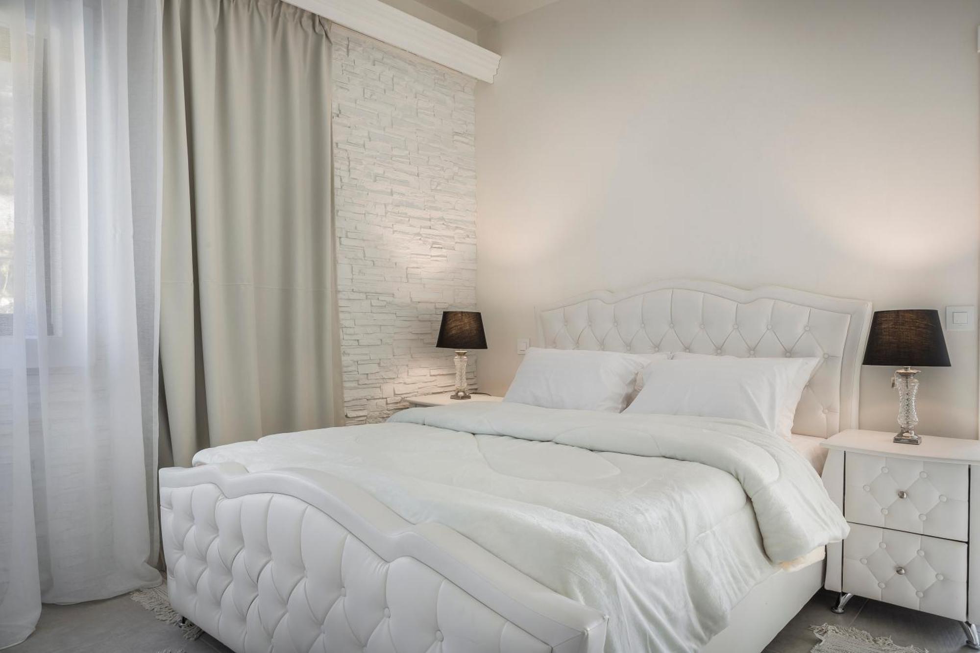 Minetos Apartment